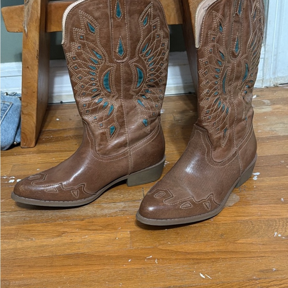 Coconuts by Matisse Brown Western Embroidered Heeled Boots with Teal Accents